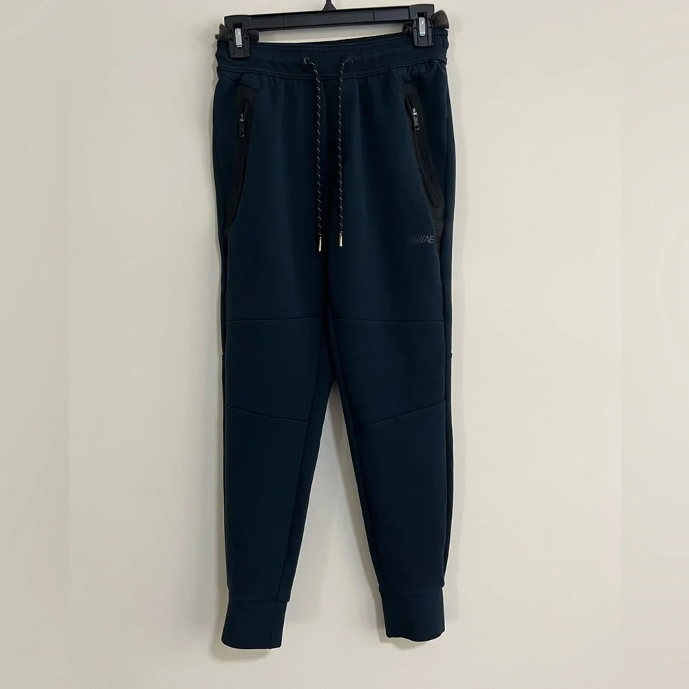 American Eagle Joggers. Great Condition